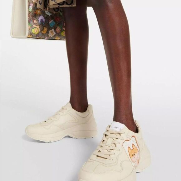 Brand new women’s Gucci Cream Sneakers with Dog Design size 10 - Picture 5 of 13